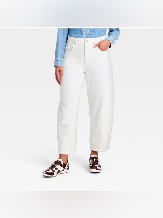 Universal Thread Denim - Universal Thread Women's High-Rise Easy Barrel Jeans